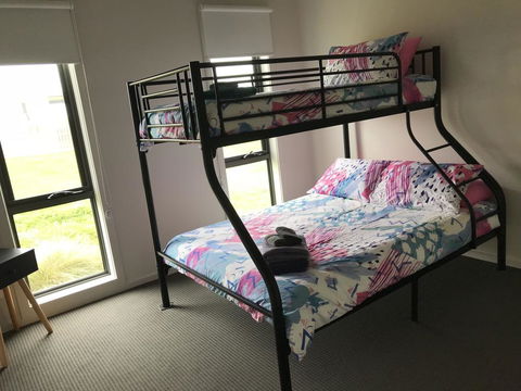 Peterborough Getaway - Australia Accommodation 3