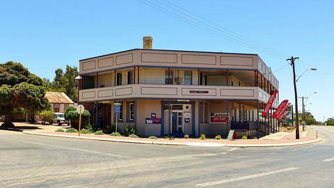 Pingelly Hotel - Australia Accommodation 0