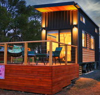 Pink Lake Tiny House - Australia Accommodation