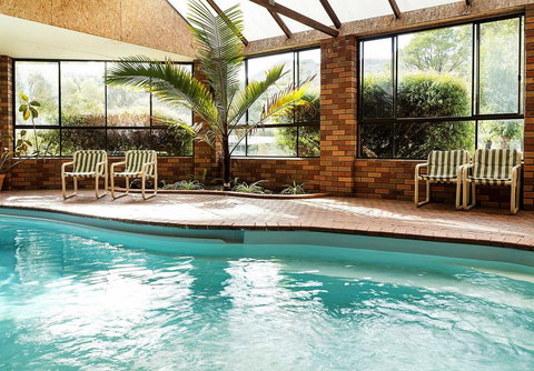 Pinnacle Holiday Lodge - Australia Accommodation 0