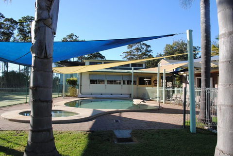 Pleasurelea Tourist Resort & Caravan Park - Australia Accommodation 0