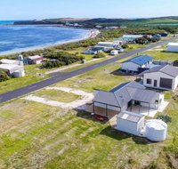Plovers Rest at Cape Douglas - Australia Accommodation