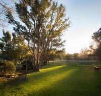 Pool House - Australia Accommodation