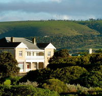 Port Elliot Beach House YHA - Australia Accommodation