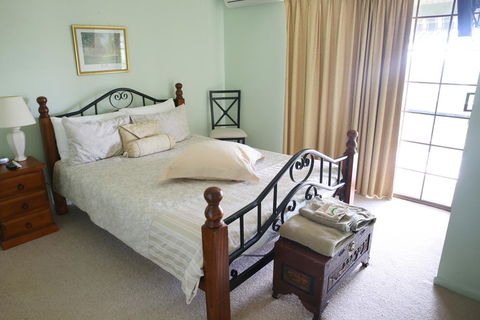 Porters Plainland Lockyer Valley B&B - Australia Accommodation 2