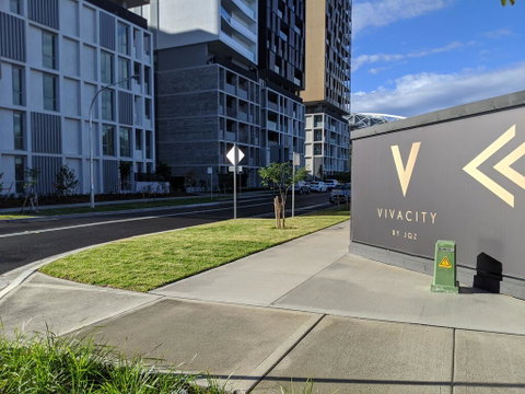 Presidential 3-bed 2-bath, Balcony, With Pool Included - Australia Accommodation 1