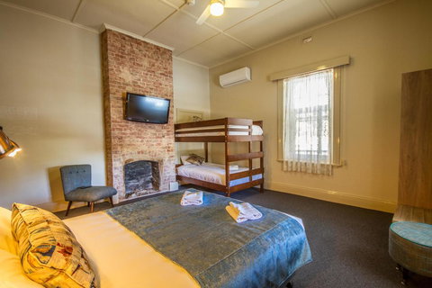 Pretoria Hotel - Australia Accommodation 2
