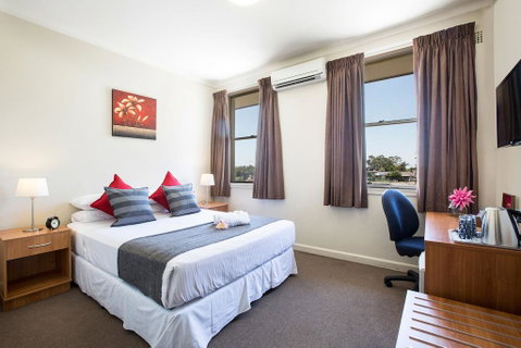 Pritchards Hotel - Australia Accommodation 0