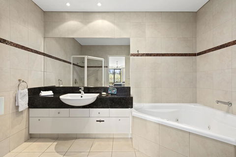 Quality Hotel Parklake Shepparton - Australia Accommodation 3