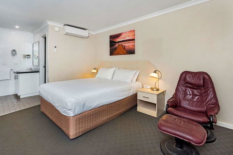 Quality Inn Railway Motel - Australia Accommodation 3