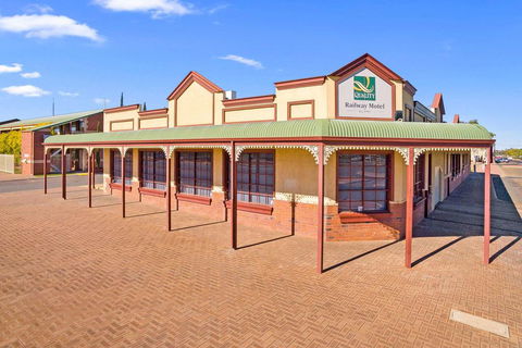 Quality Inn Railway Motel - Australia Accommodation 0