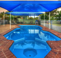 Queens Beach Tourist Village - Australia Accommodation