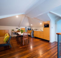 Quiet Private Studio In Strathfield with Kitchenette and Private Bathroom 3min to Station sleeps 6 - Australia Accommodation