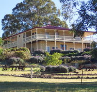 R on the Downs BnB  Cottages - Australia Accommodation