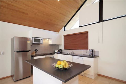 Raffles Swan River Applecross Heathcote Park - Australia Accommodation 2
