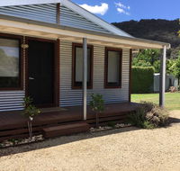 Rail Trail Cottage - Australia Accommodation