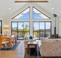 Ravensbourne Escape- Stella Luna - Australia Accommodation