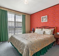 Raymond Cottage - Australia Accommodation