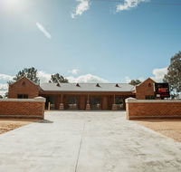 Red Waratah Accommodation - Australia Accommodation
