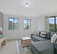 REDFERN 3 BEDROOM APARTMENT FREE PARKING WALK TO CENTRAL STATION NRE187 - Australia Accommodation