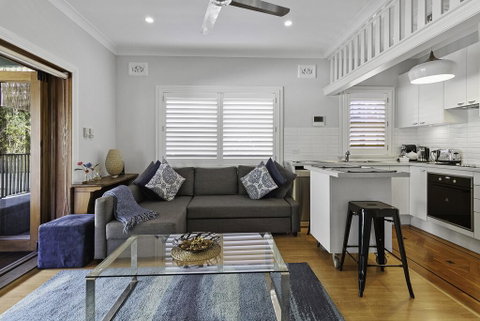 Rent Two Beach Units As One - Stay With Family - Australia Accommodation 3