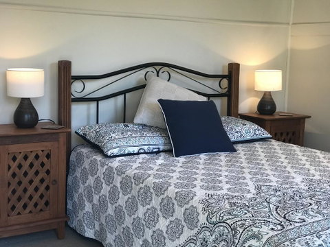 Riverview Cottage - Australia Accommodation 2