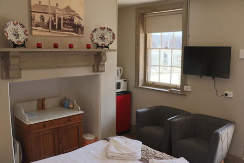Robinson Cottage - Australia Accommodation 3