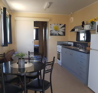 Rocks Retreat Cabin 3 - Lobster - Australia Accommodation