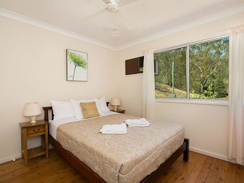 Rosa House In Broke, 4br House In Walking Distance To Cellar Doors - Australia Accommodation 2