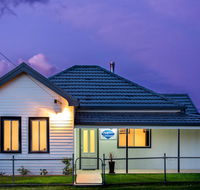 Sapphire Cottage - Australia Accommodation