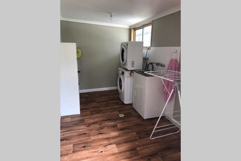 SAREAL PARK - Australia Accommodation 2