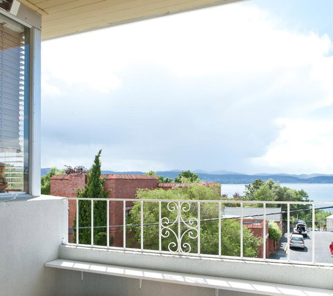 Scarlett's By Salamanca - Australia Accommodation 0