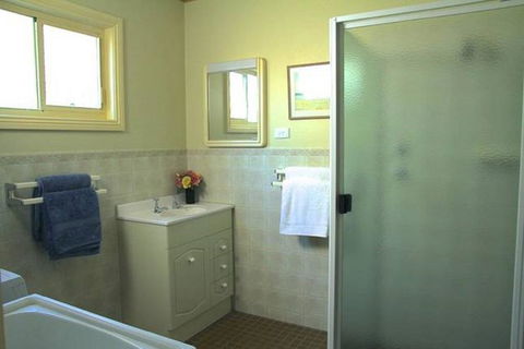 Schoolhouse Cottage American River - Australia Accommodation 0