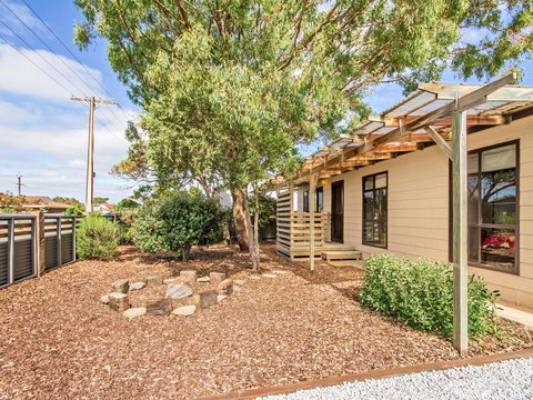 Sea Devine - Australia Accommodation 0