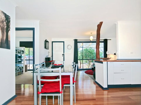 Sea Devine - Australia Accommodation 2