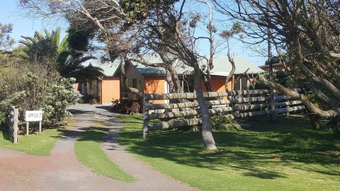 Seahorse Coastal Villas - Australia Accommodation 0