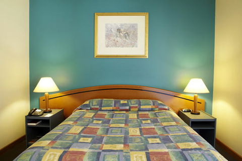 Seasons Hotel Newman - Australia Accommodation 2