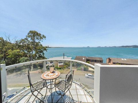 Seize The Sunshine @ Soldiers Point - Australia Accommodation 3