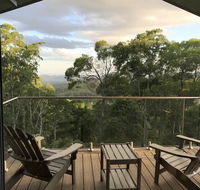 Serenity at Ravensbourne Escape - Australia Accommodation