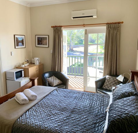 Settlers Hotel York - Australia Accommodation 1