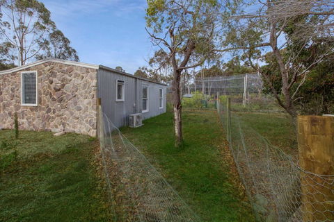 Shearers Cottage - Pet Friendly Holiday Accommodation - Australia Accommodation 1