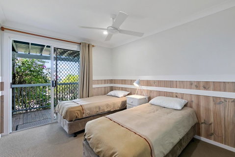 Shifting Sands - Australia Accommodation 3