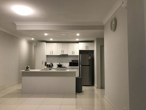 Shine Apartment - Australia Accommodation 2