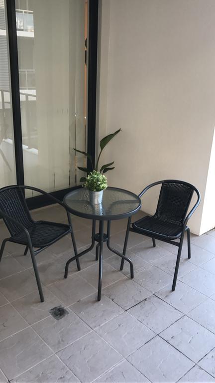 Shine Apartment - Australia Accommodation 1