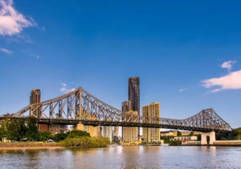 SK2 - 3BR With Pool Gym Steam Room In Story Bridge - Australia Accommodation 3
