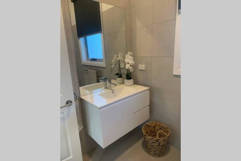 Skibo Cottage - Australia Accommodation 2