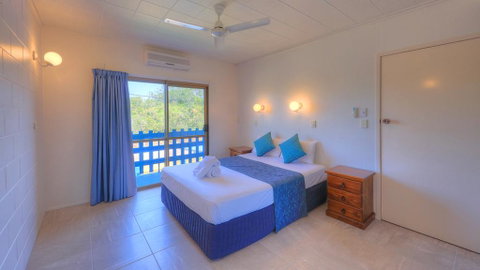 Sky View Units Bowen - Australia Accommodation 2