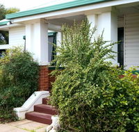 Skymirror Cottage - Australia Accommodation