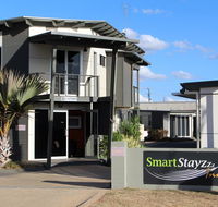 Smart Stayzzz Inns - Australia Accommodation