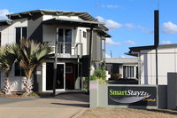Smart Stayzzz Inns
